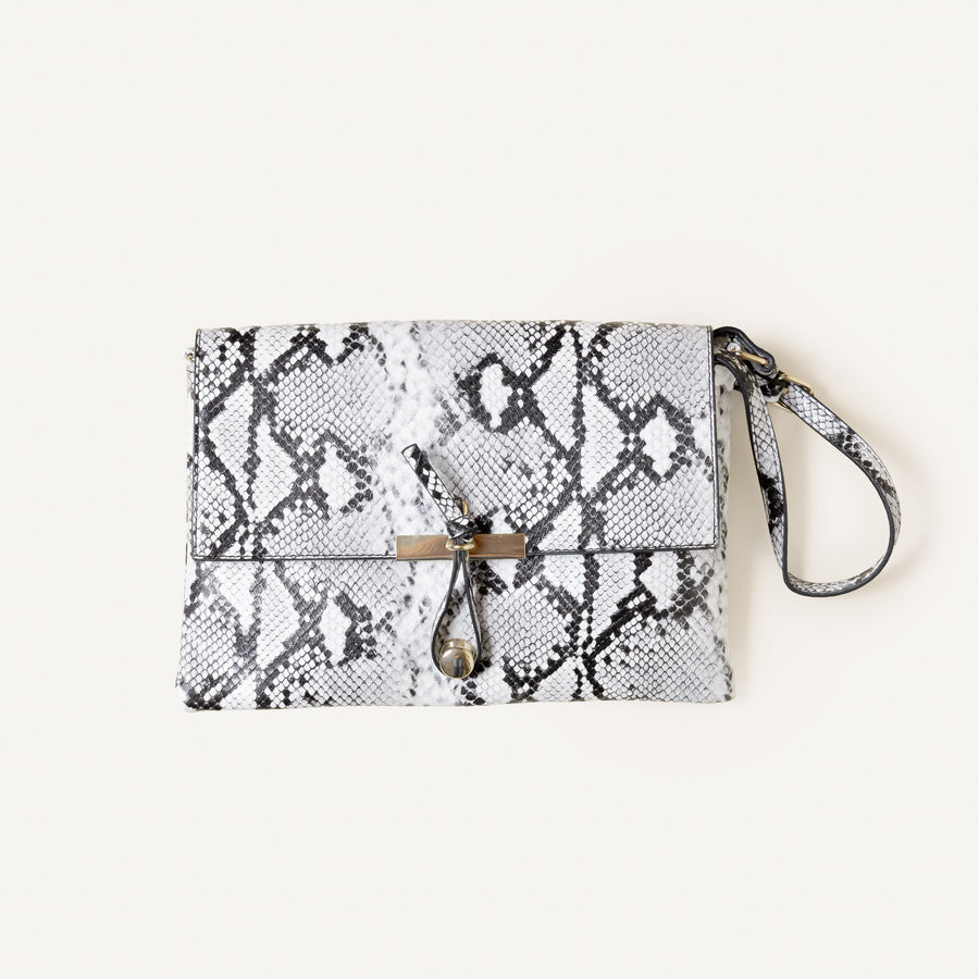 Pochette motif reptilien